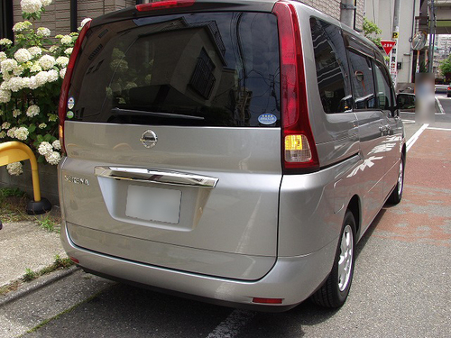 日産セレナC25_2.jpg